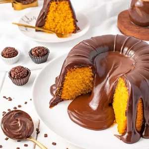 Imagem de capa para o Ebook Bolo de Cenoura com Chocolate ( O CLÁSSICO )