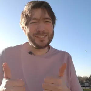 Imagem de Curso de francês com diálogos do dia a dia com Rafa em Paris criado por Rafa in Paris na hotmart