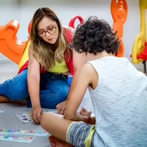 Imagem de capa para o Evento presencial AT na Prática: ABA no Contexto Escolar e Domiciliar