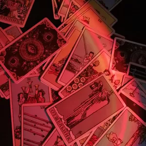 Imagem de capa para o Curso online Taróloga de Si