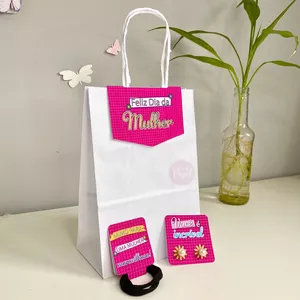 Imagem de capa para o Curso online Mimos para o Dia da Mulher | Papelaria Personalizada