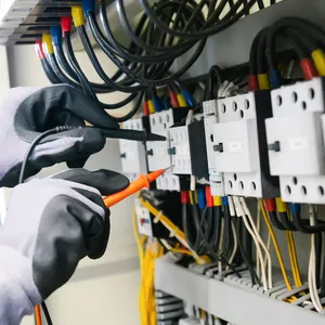 Imagem de capa para o Curso online Comandos Eletricos