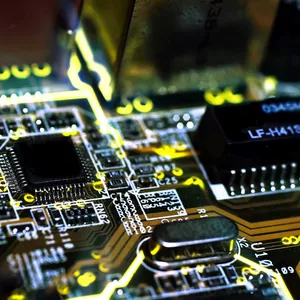 Imagem de capa para o Curso online Fundamentos de Eletrônica