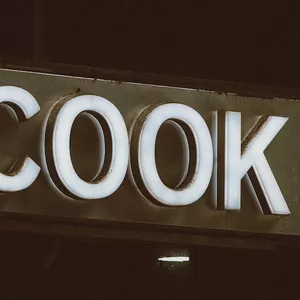 Imagen de portada para Ebook Recetas saludables para mascotas: Un curso culinario para dueños responsables