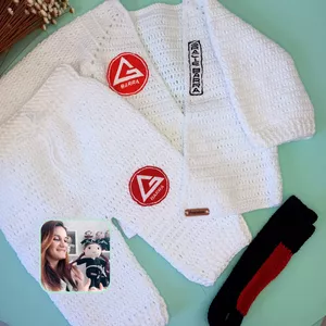 Imagem de capa para o Curso online Curso Kimono em Crochê: para bêbes de até 6 meses.