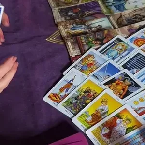 Imagen de portada para Curso online 🔮 Consulta con Vidente Rosario en el Tarot ☎️🌙