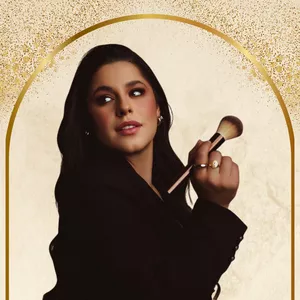 Imagem de capa para o Curso online Portfólio Evidência - A Vitrine Completa da Sua Maquiagem