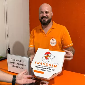 Imagem de capa para o Curso online Lucrando com delivery de frango frito em casa