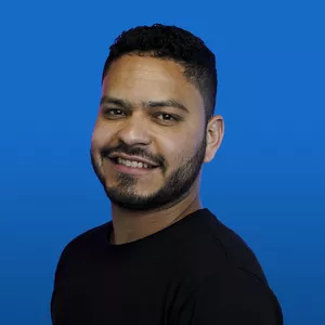 Imagen de portada para Curso online Curso de emprendimiento digital - Iván Ramos