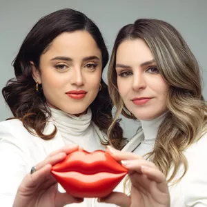 Imagen de portada para Curso online Curso HidraGloss Pro: Hidratación y Regeneración Labial con Dermapen