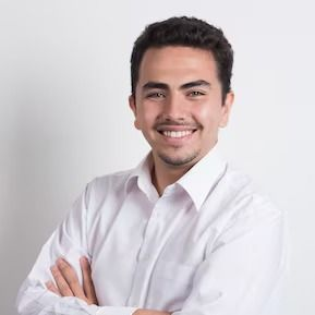 🔹Daniel Morales, Analista de Procesos.