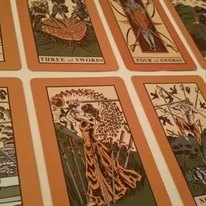 Imagen de portada para Curso online Tarot 24 Horas: Descubre Tu Destino en Cualquier Momento 🌙✨