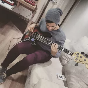 Imagem de capa para o Curso online Portal de Aulas de baixo.