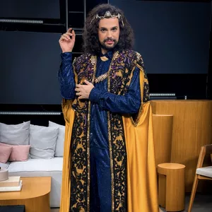 Imagem do curso Mapa Astral Personalizado: Descubra-se com Vitor diCastro