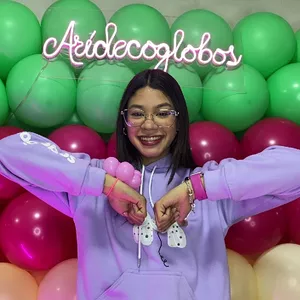 Imagen de portada para Curso online Curso iniciación al mundo de los&nbsp;globos + Grandioso Mural Candy Crush