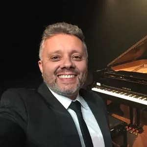 Imagem de capa para o Curso online Curso Vip de Teclado e Piano
