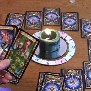 Imagen de portada para Curso online 🌟 8 De Espadas Tarot: Descubre Tu Destino 🌟
