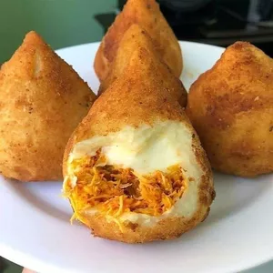 Imagem de capa para o Ebook Coxinha de frango D