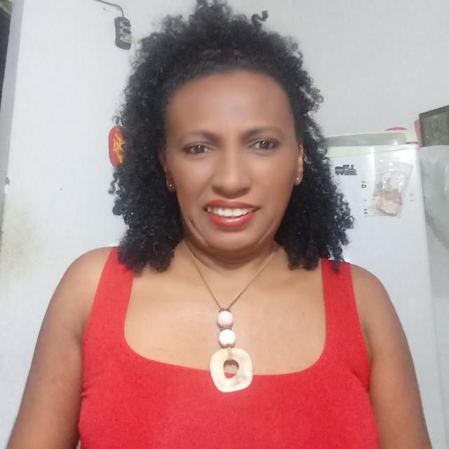 Noelia Ferreira | Mestra em Biologia e Master Coach