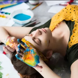 Imagen de portada para Curso online Curso de Arte Terapia Profesional