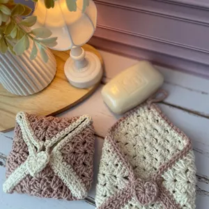 Imagem de capa para o Curso online Envelope de crochê