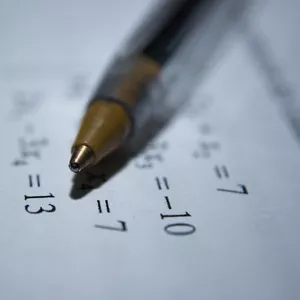 Imagem de capa para o Curso online Workshop “Descomplica as Equações”