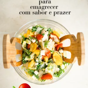 Imagem de capa para o Ebook Saúde e Sabor: Receitas Práticas para Mulheres Acima dos 40 anos