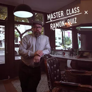 Imagem de capa para o Curso online Protocolos Clássicos de Postura e Ergonomia Diante do Cliente