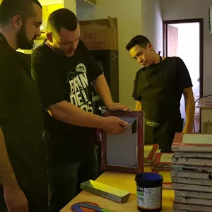 Imagem de capa para o Curso online Curso Serigrafia Cilíndrica