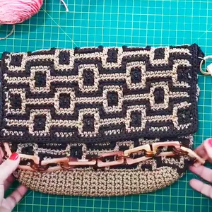 Imagem de capa para o Curso online Bolsa Crochê Mosaico