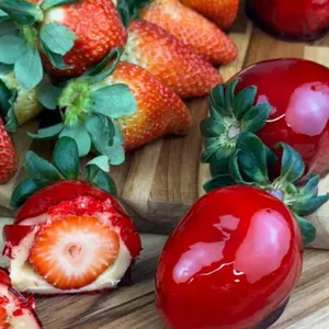 Imagem de capa para o Ebook Morango do amor- receitas fáceis para gerar uma renda extra