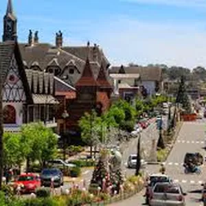 Imagem de capa para o Ebook Roteiro Gramado — 5 Dias Inesquecíveis