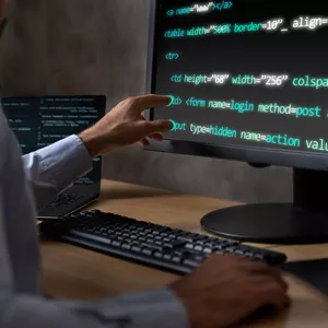 Imagem de capa para o Curso online Administração de Redes Microsoft