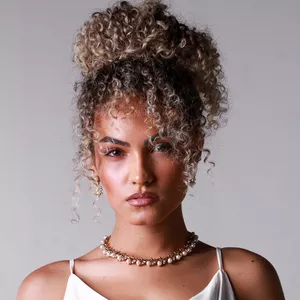 Imagem de capa para o Curso online Formação Cabeleireiro Alta Renda