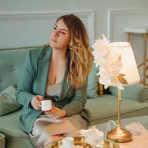 Imagen de portada para Curso online Master class "Lamp of lilies".