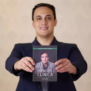 Imagem de capa para o Curso online Livro Físico: Hipnose Clínica com Programação Neurolinguística (PNL)