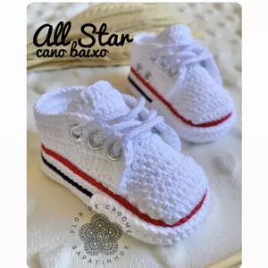 Imagem de capa para o Curso online Sapatinho de Crochê - All Star Flor de Crochê cano baixo