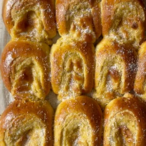 Imagem de capa para o Curso online Pães Sem Glúten que Encantam: Rotina &amp; Venda!