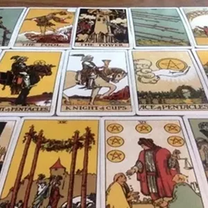 Imagen de portada para Curso online 🔮 Tarot Visa a 5 euros en 15 minutos 🌟 | ¡Consulta ahora mismo!