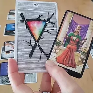 Imagen de portada para Curso online Lectura Cartas Online: Conecta con el Destino a través del Tarot