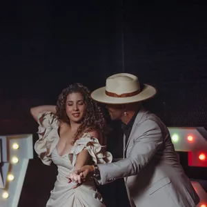 Imagen de portada para Curso online Salsa Cubana 