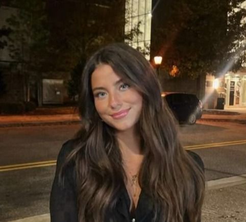 Camila Torres, 29 anos