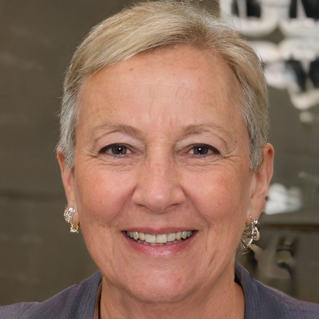 Ana Cláudia M.