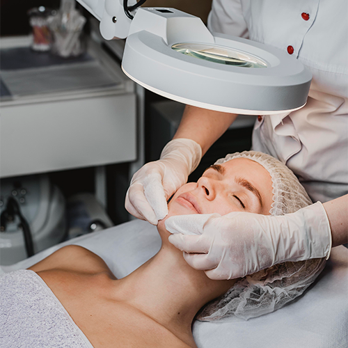 Imagem do curso Estética e Beleza Premium