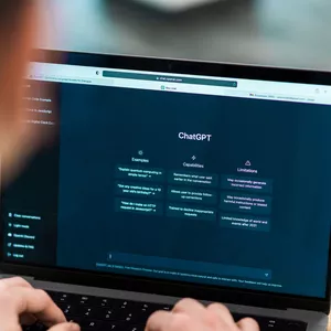 Imagem de capa para o Ebook Criação de Conteúdo Automático com IA