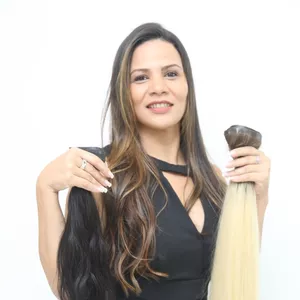 Imagem de Curso Profissionalizante de Megahair - Fabricação de Megahair em fita adesiva criado por Lucia Lima Megahair na hotmart