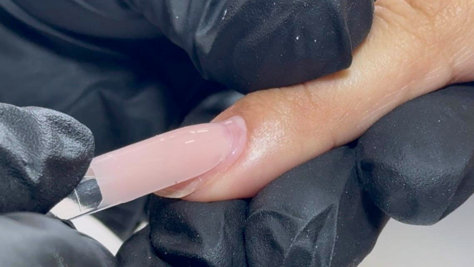 Mariana S., Técnica de Unhas