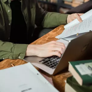 Imagen de portada para Curso online Dejando huellas en tu camino