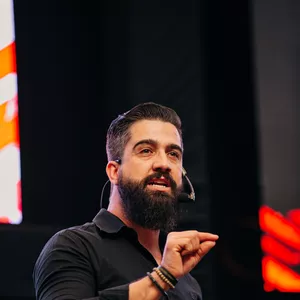 Imagem de capa para o Curso online Mentoria Ennemont Morel 