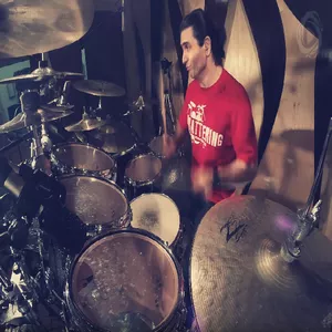 Imagem de capa para o Curso online HeartDrumming
